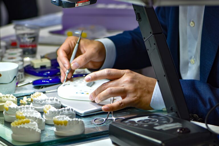 technik dentystyczny
